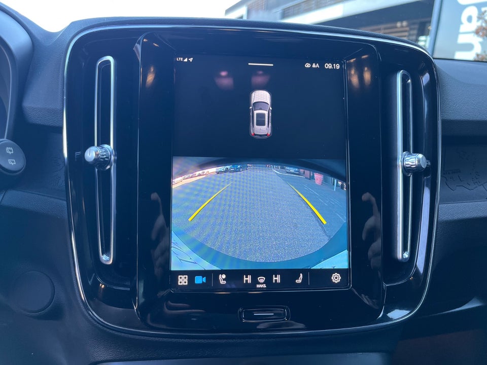 Volvo XC40 P6 ReCharge Core 5d