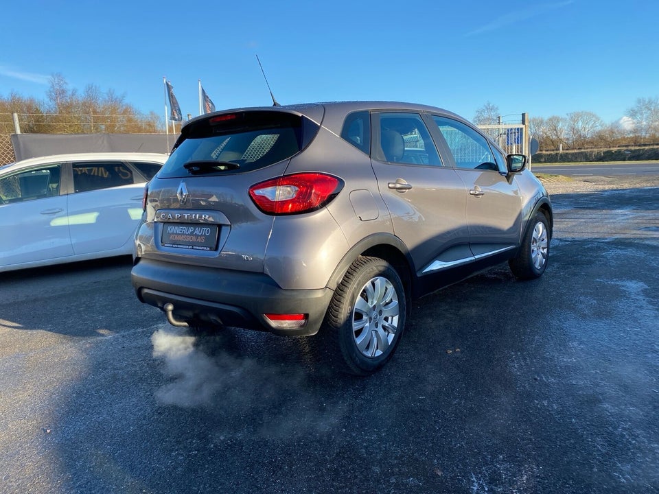 Renault Captur 1,2 TCe 120 Expression EDC 5d