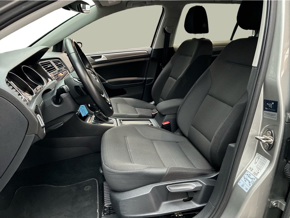 VW Golf VII 1,5 TSi 130 Comfortline DSG 5d