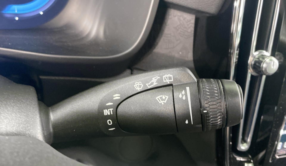 Volvo XC40 P6 ReCharge Core 5d