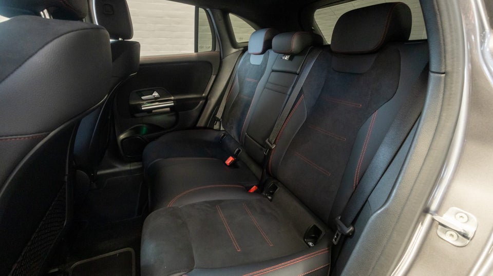 Mercedes EQA350 AMG Line 4Matic 5d