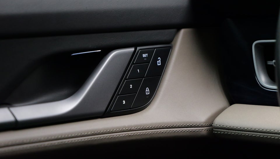 Porsche Taycan 4S Performance+ Cross Turismo 5d