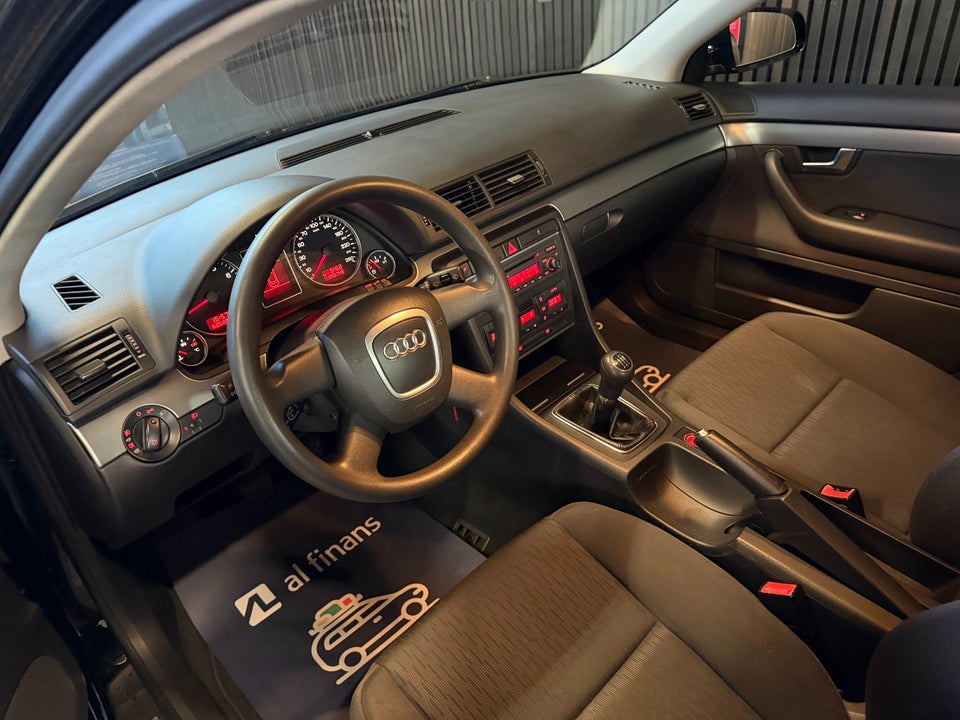 Audi A4 1,8 T 163 4d