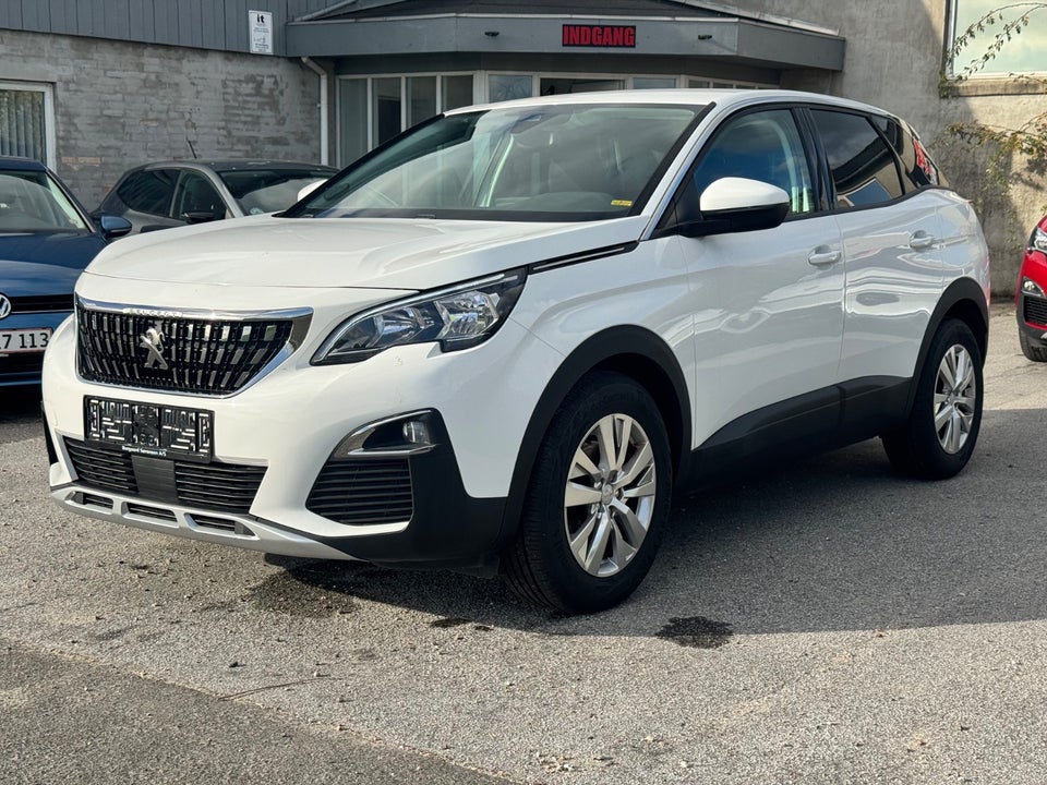 Peugeot 3008 1,2 e-THP 130 Active 5d