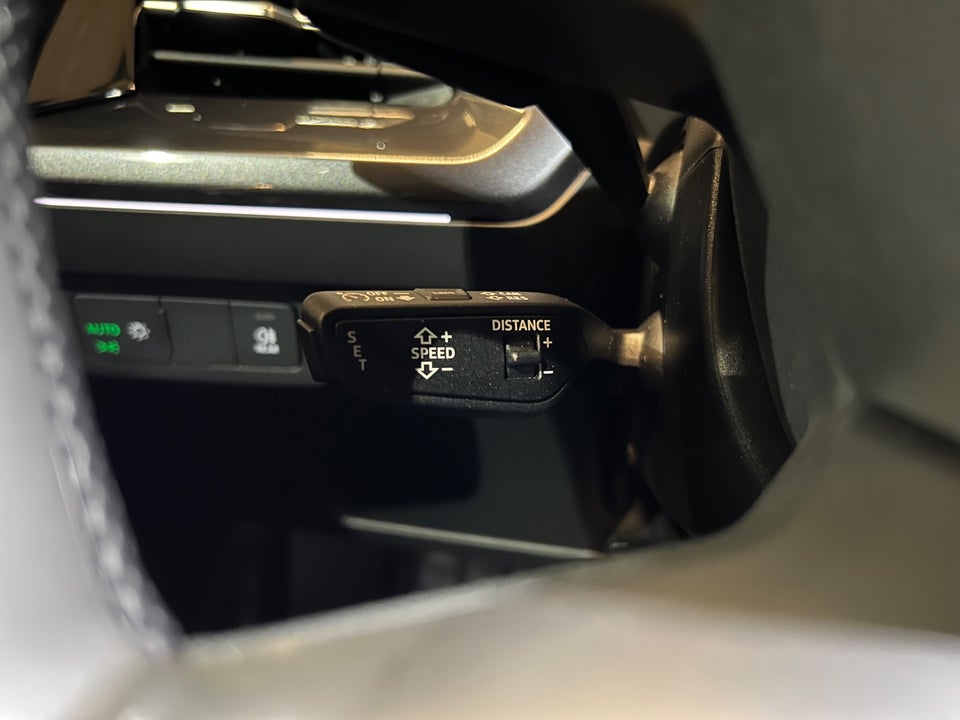 Audi Q4 e-tron 40 S-line Sportback 5d