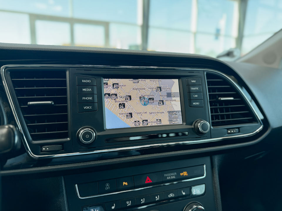 Seat Leon 1,6 TDi 105 Reference ST 5d