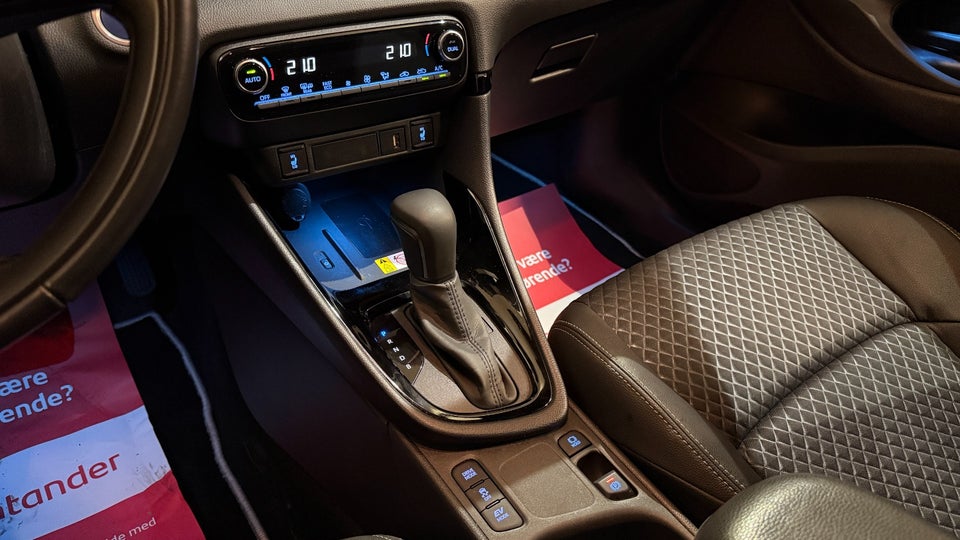 Toyota Yaris 1,5 Hybrid H4 e-CVT 5d