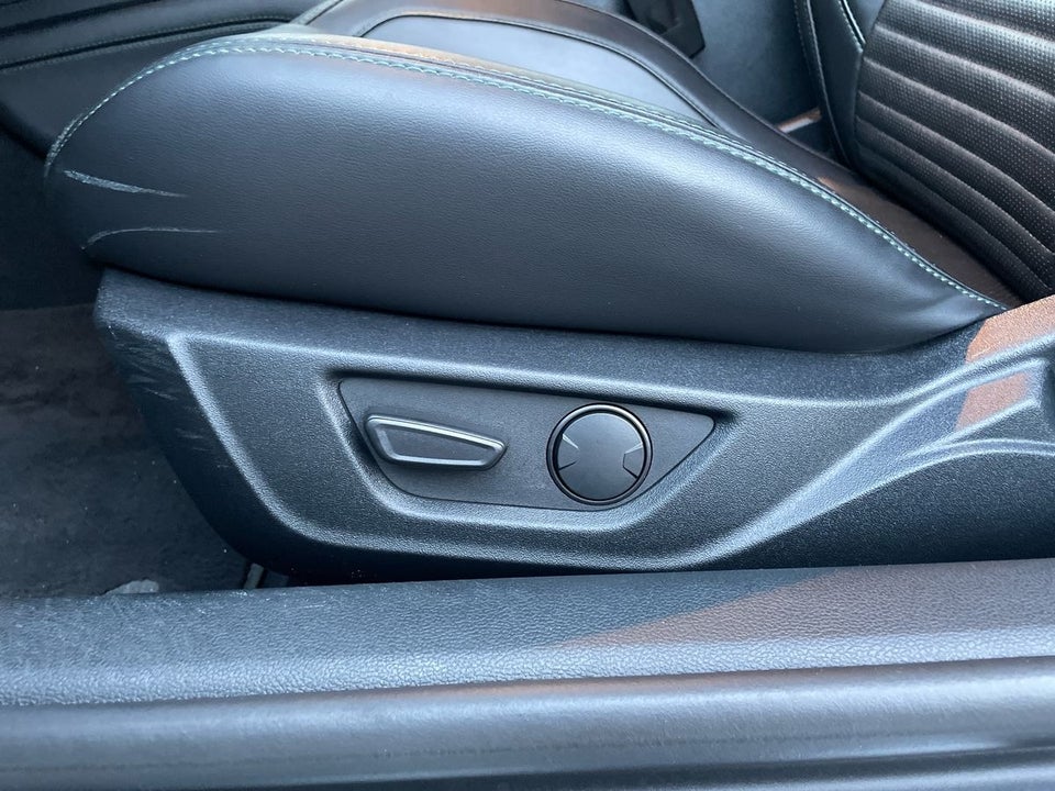 Ford Mustang 5,0 V8 GT Bullitt Fastback 2d