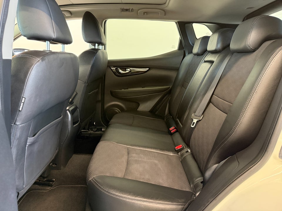 Nissan Qashqai 1,2 Dig-T 115 Tekna 5d