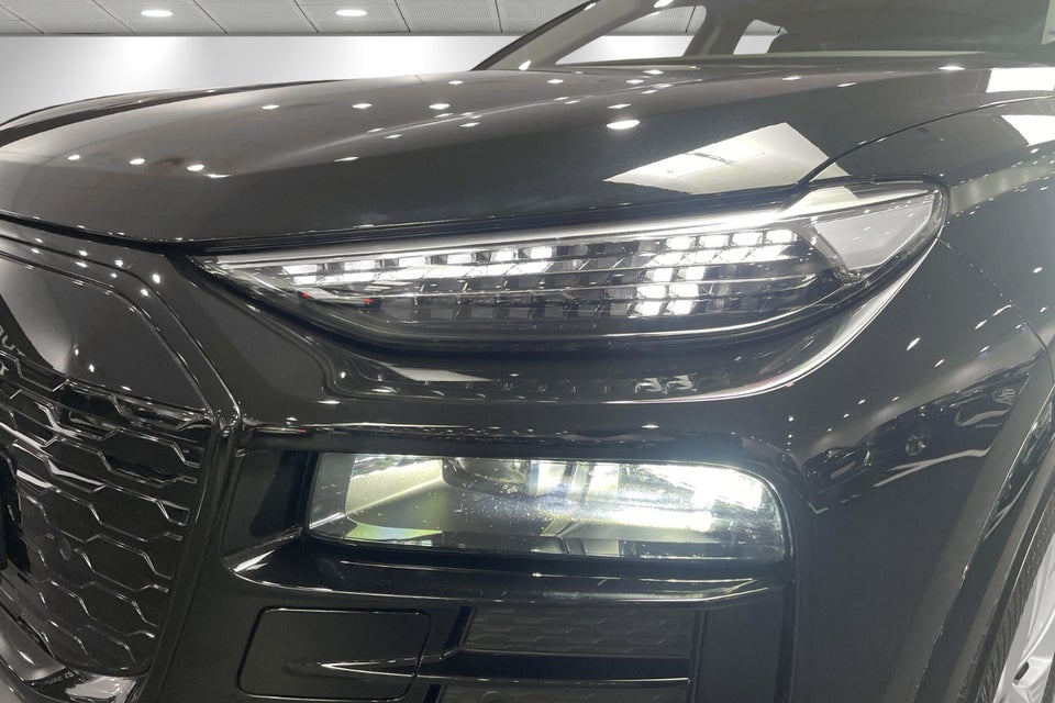 Audi Q6 e-tron Progress performance 5d