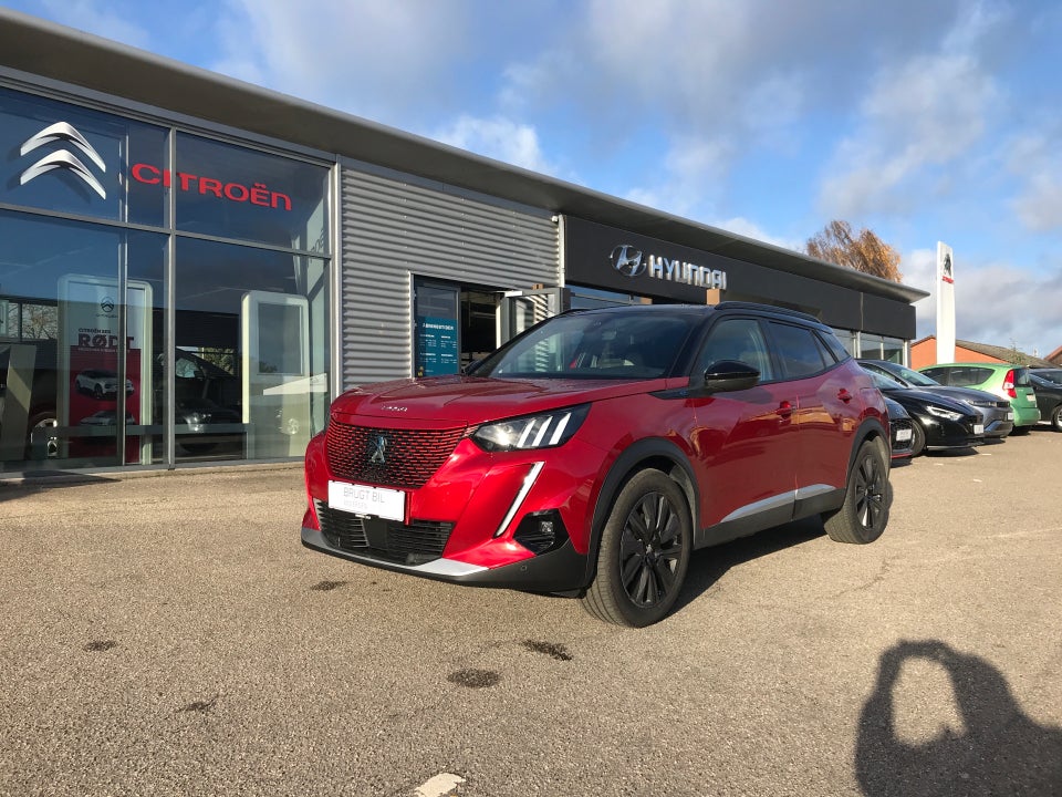 Peugeot e-2008 50 GT Sky 5d