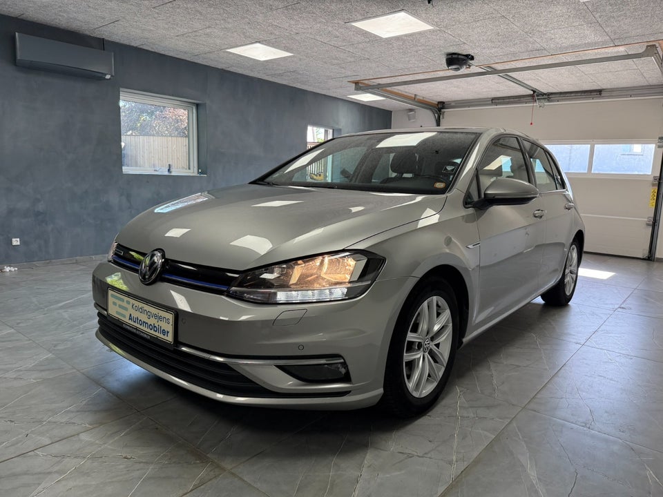 VW Golf VII 1,5 TSi 130 Comfortline Connect DSG 5d