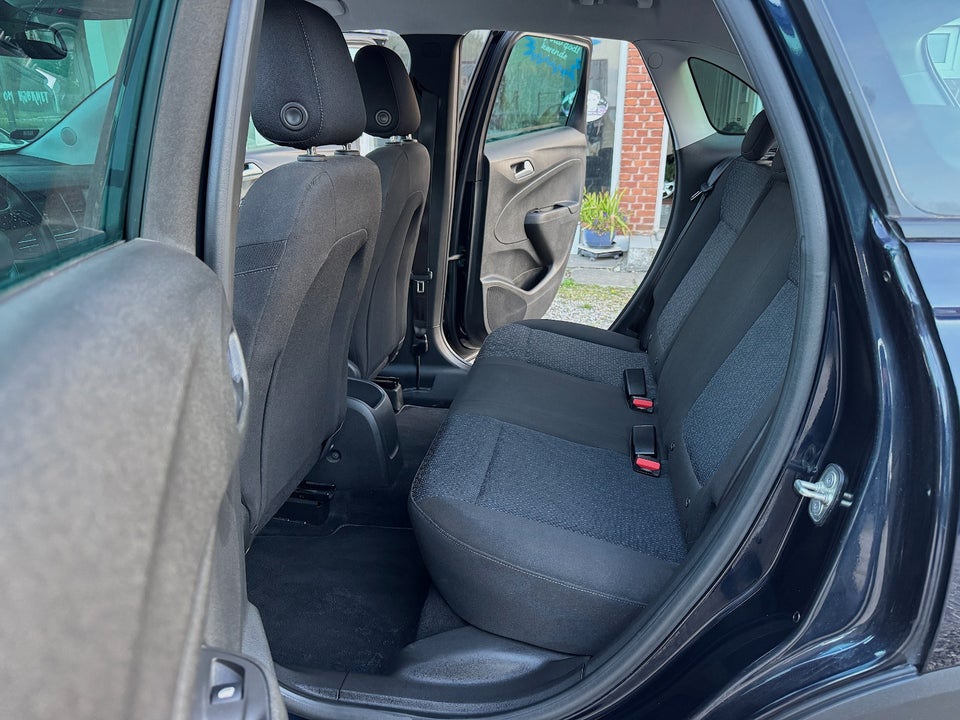Opel Crossland X 1,2 T 110 Excite 5d