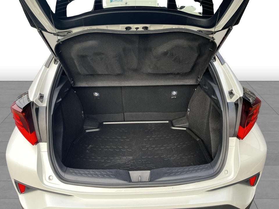 Toyota C-HR 1,8 Hybrid C-HIC CVT 5d