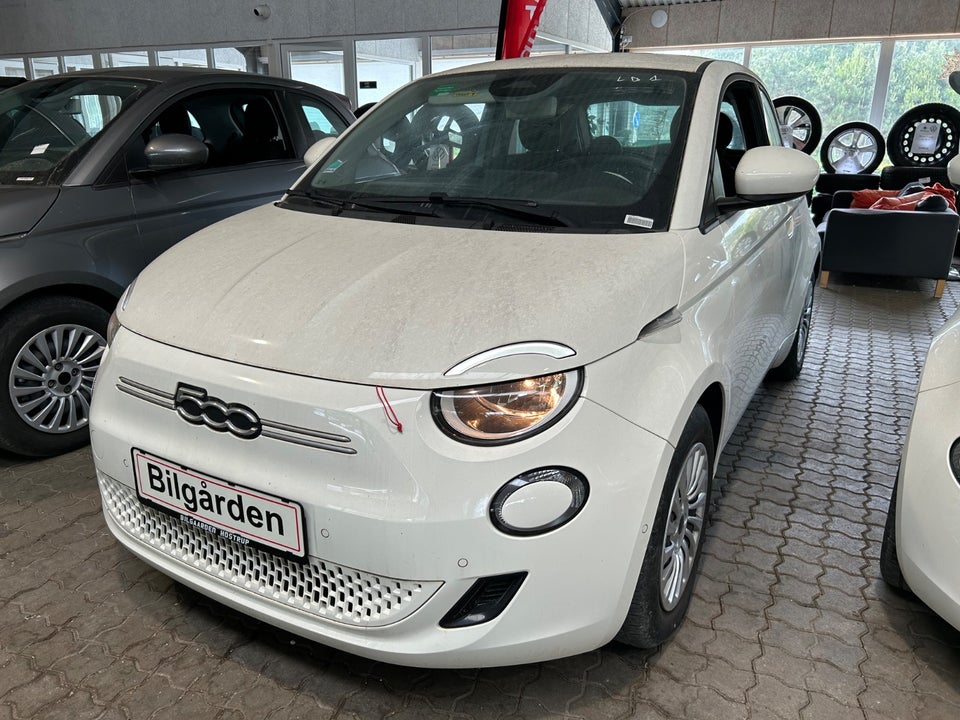Fiat 500e 42 Icon 3d