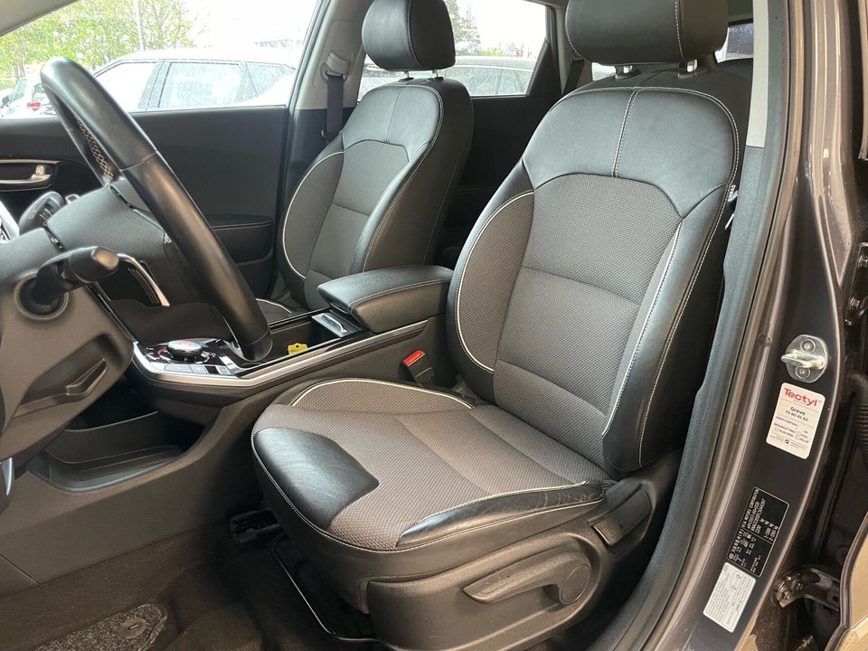 Kia e-Niro 64 Advance 5d