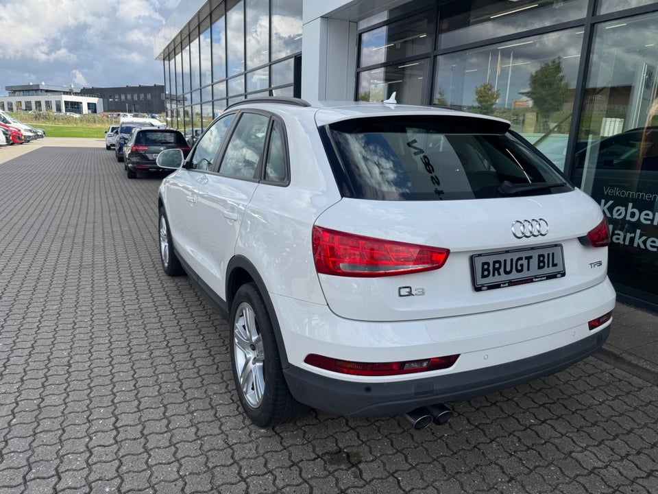 Audi Q3 1,4 TFSi 150 S-tr. 5d