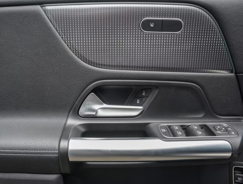 Mercedes EQA250+ Progressive Advance 5d