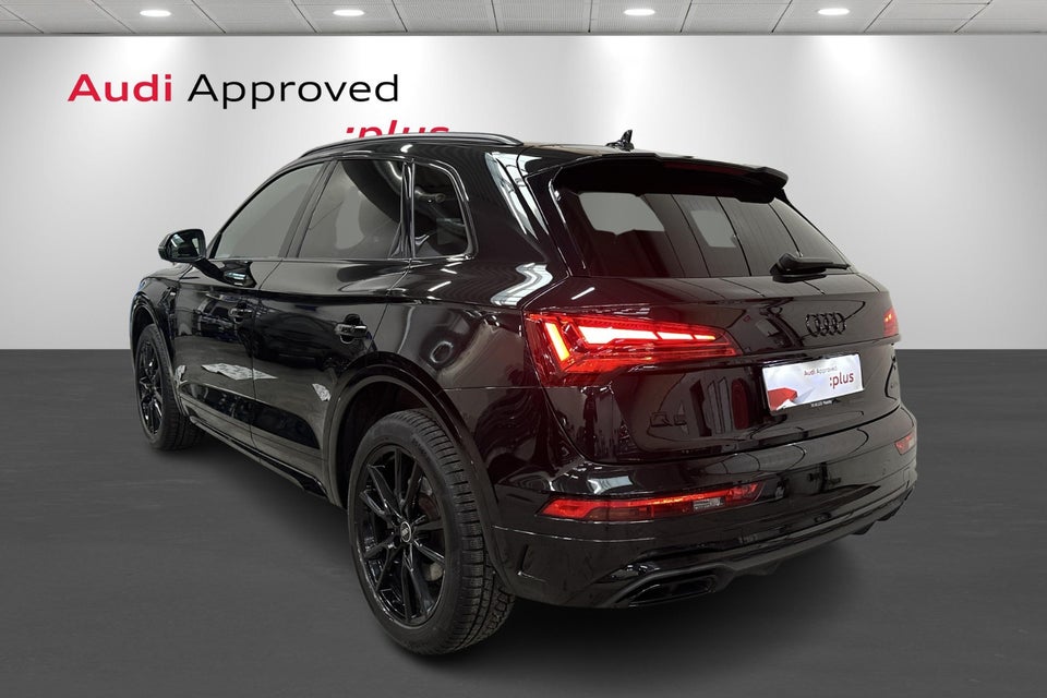 Audi Q5 40 TDi S-line Midnight Edition quattro S-tr. 5d