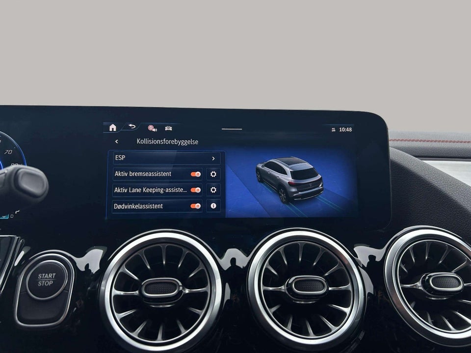 Mercedes EQA300 AMG Line 4Matic 5d