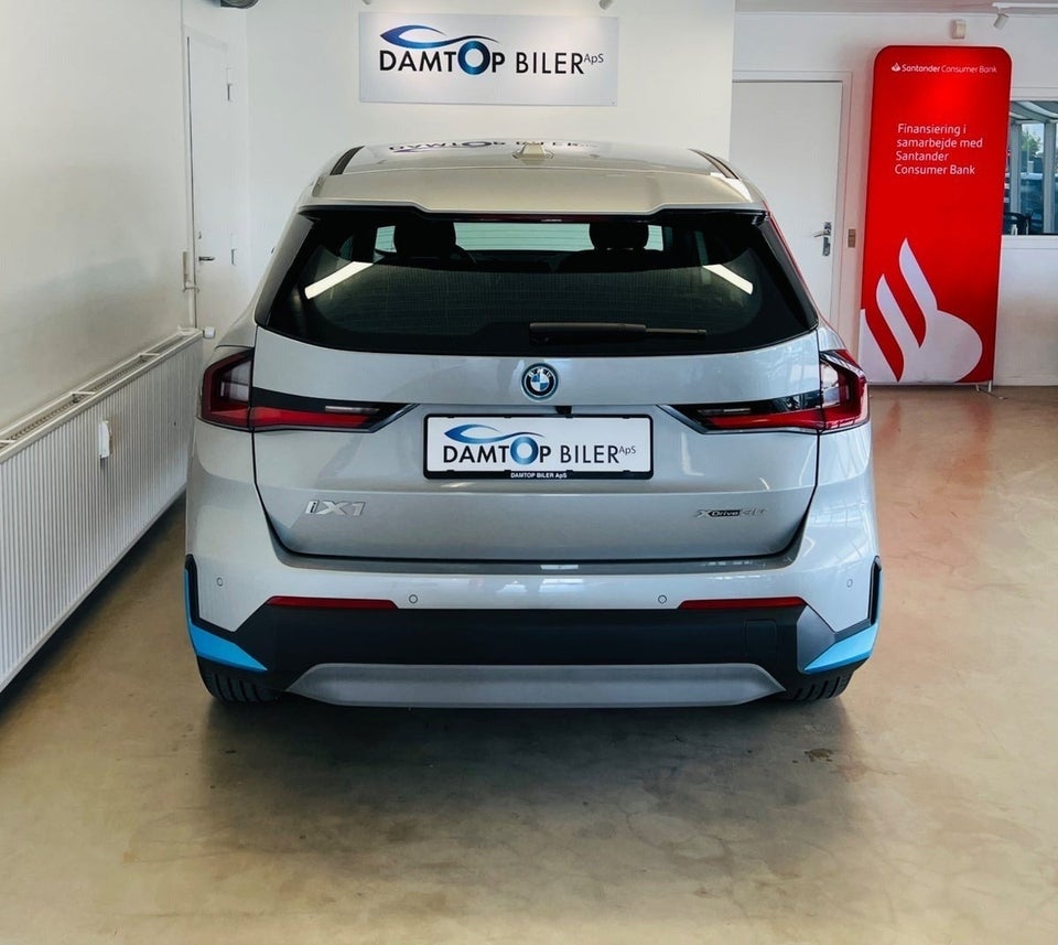BMW iX1 xDrive30 5d
