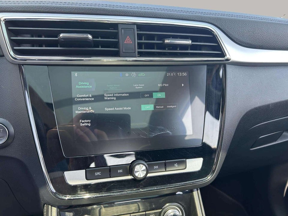 MG ZS EV Luxury 5d