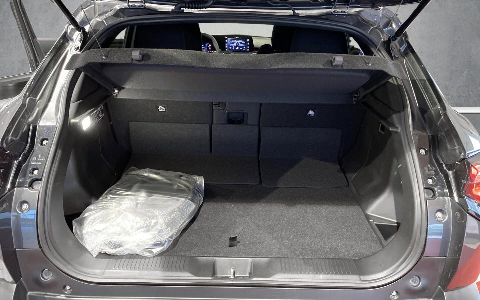 Suzuki eVitara 61 Active 5d