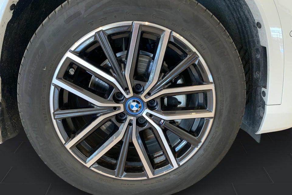 BMW iX1 eDrive20 M-Sport 5d