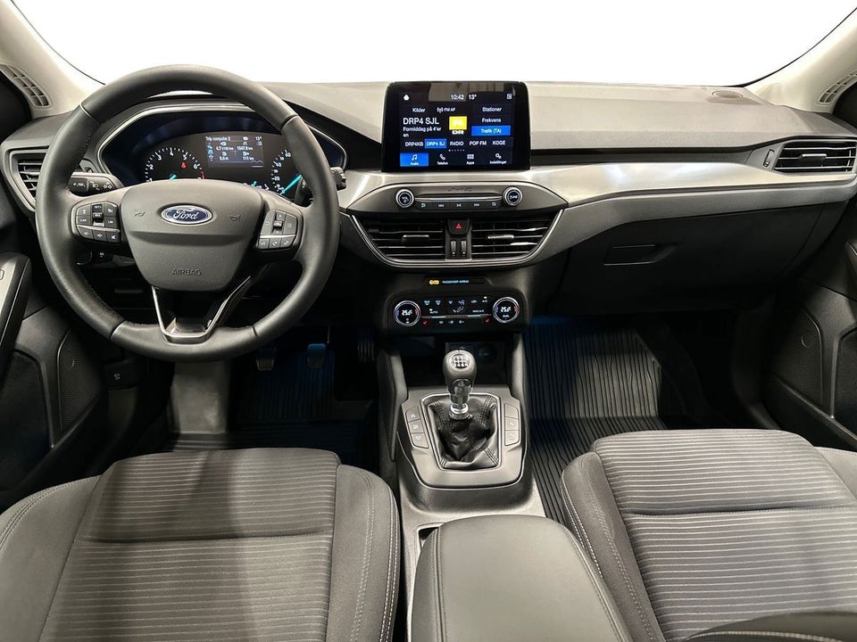 Ford Focus 1,0 EcoBoost Titanium Business 5d