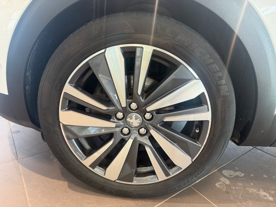 Peugeot 5008 1,2 e-THP 130 Allure 7prs 5d