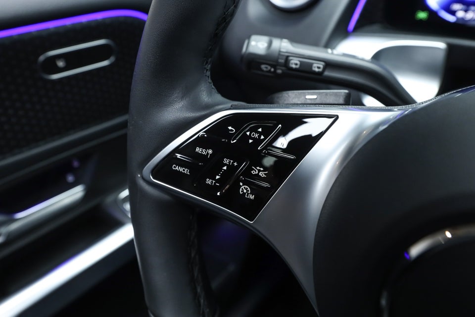 Mercedes EQB350 Progressive Advance Plus 4Matic 5d