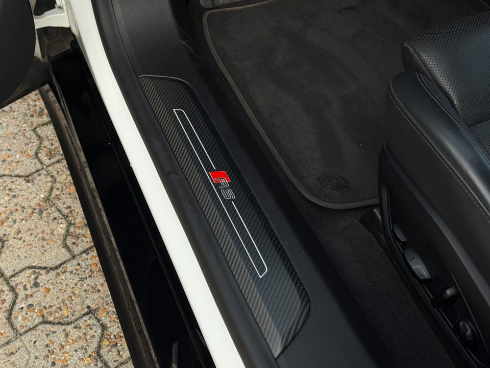 Audi RS e-tron GT quattro 4d