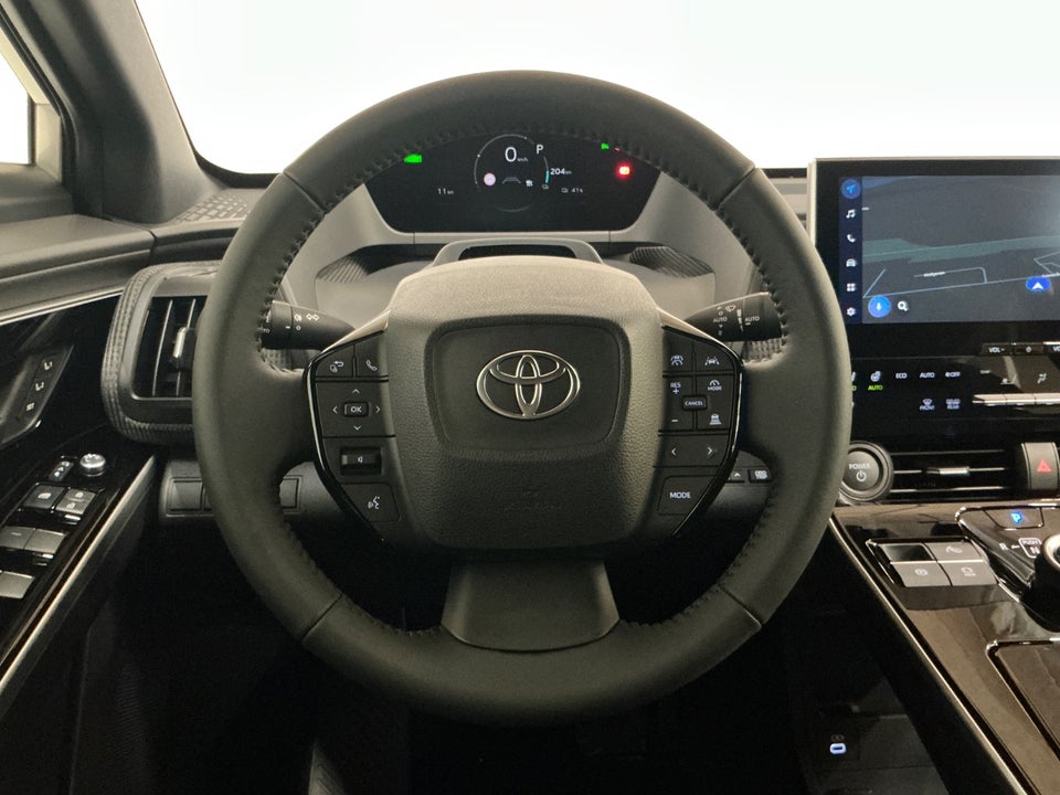 Toyota bZ4X Executive 5d