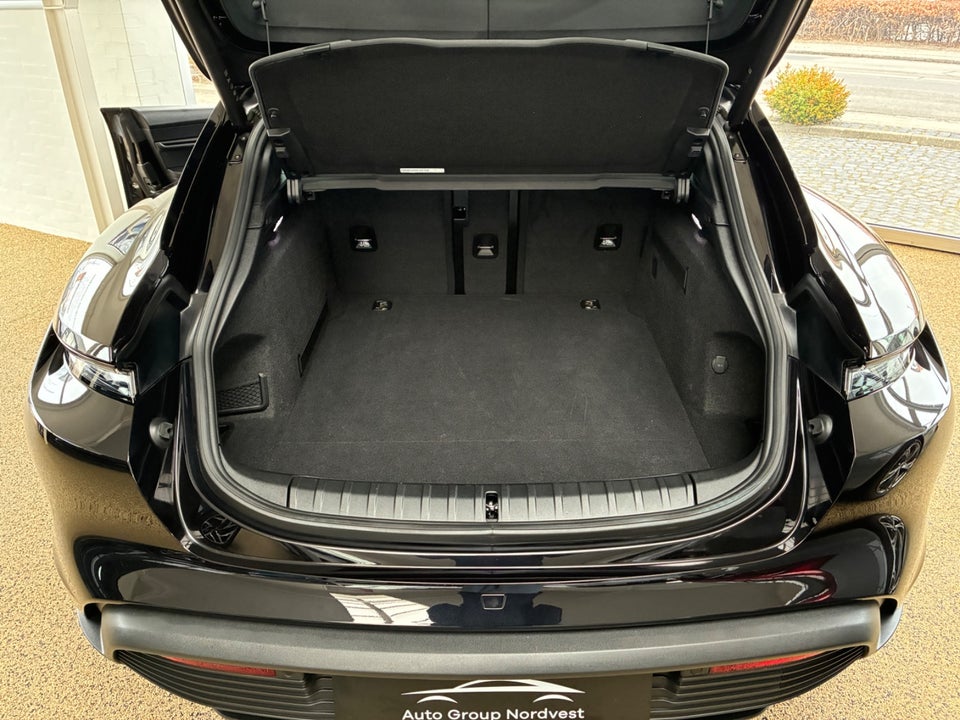 Porsche Taycan Sport Turismo 5d