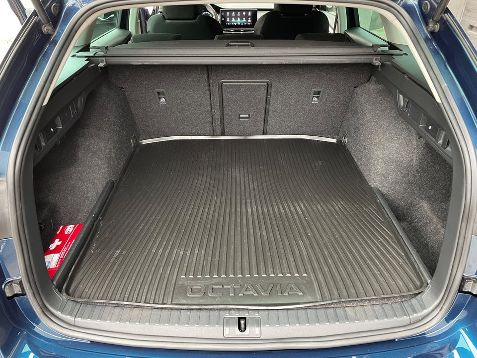 Skoda Octavia 1,4 TSi iV Plus Combi DSG 5d