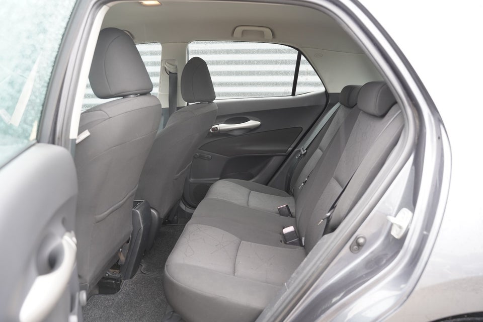 Toyota Auris 1,6 Terra 5d
