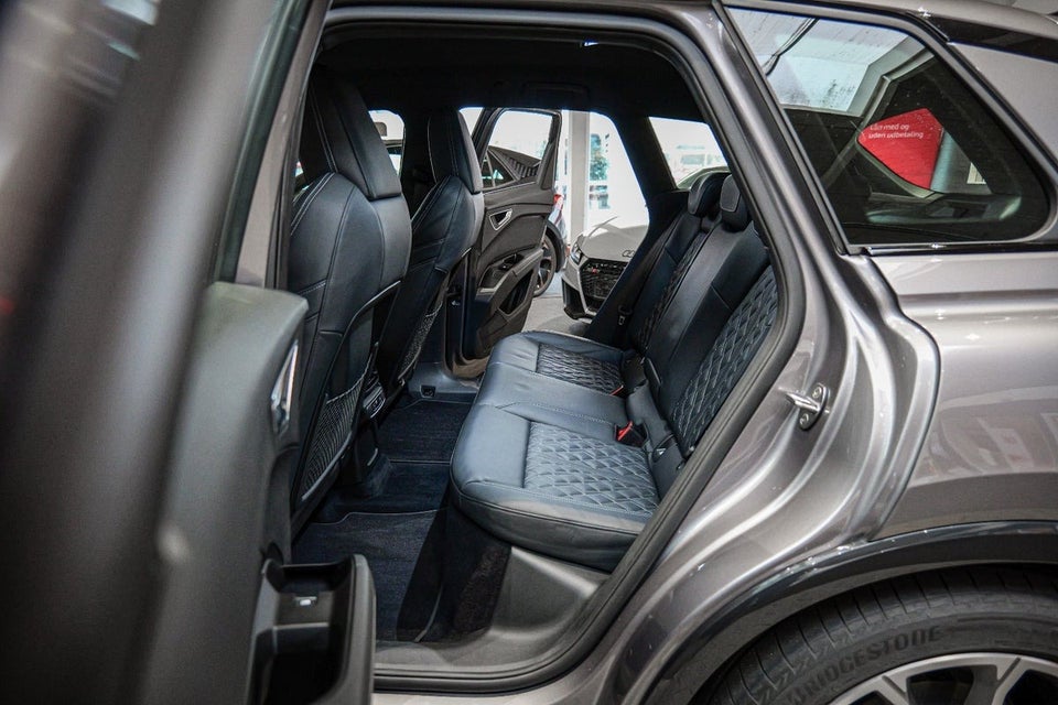 Audi Q4 e-tron 40 S-line 5d