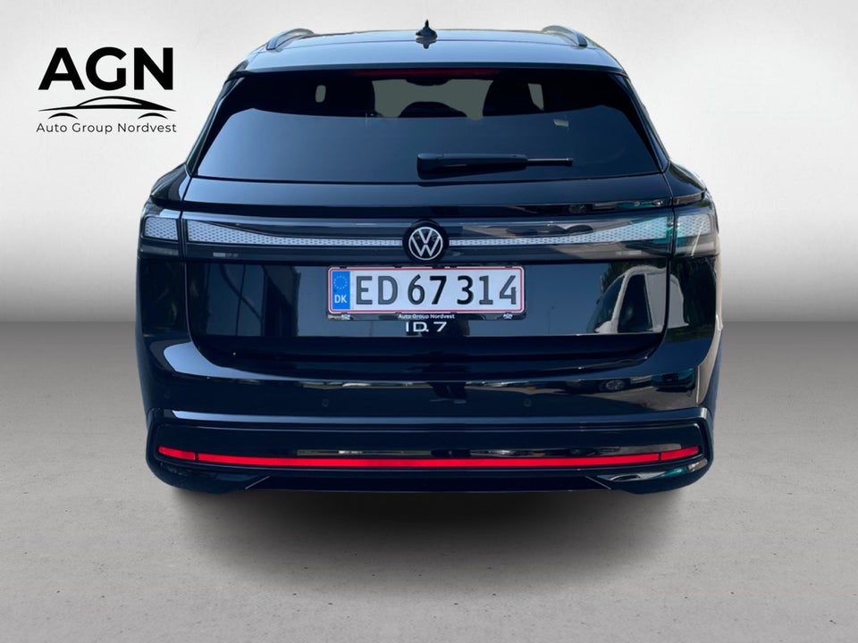 VW ID.7 Style Tourer 5d