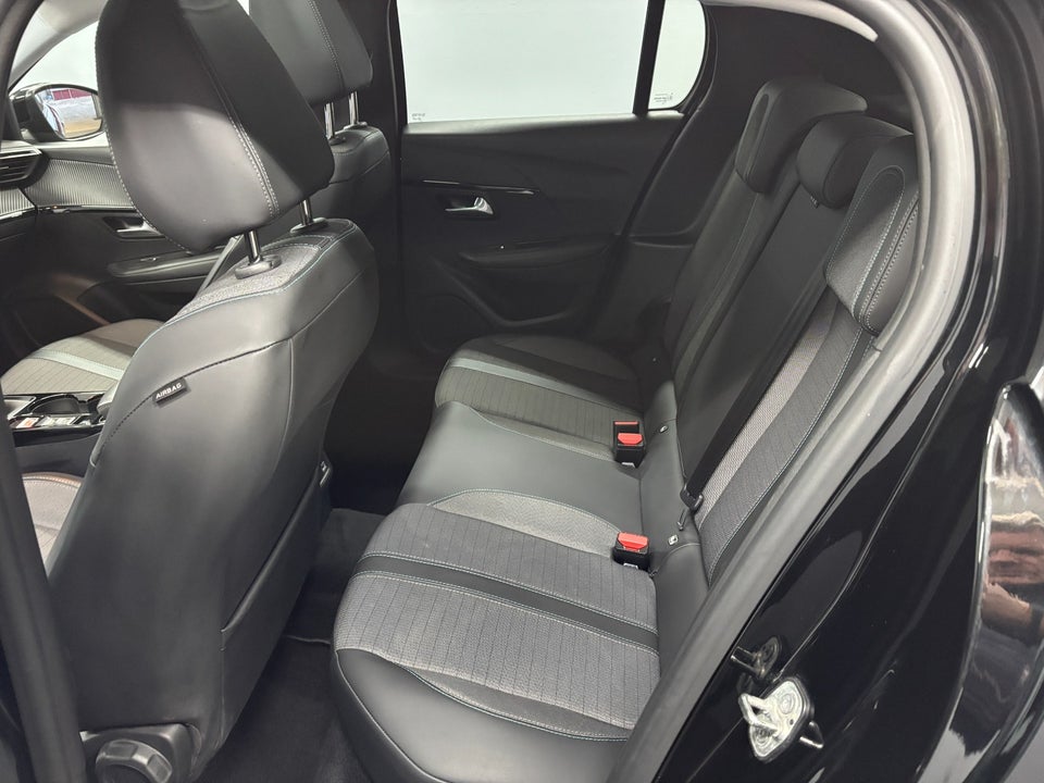 Peugeot 208 1,5 BlueHDi 100 Allure Sky 5d