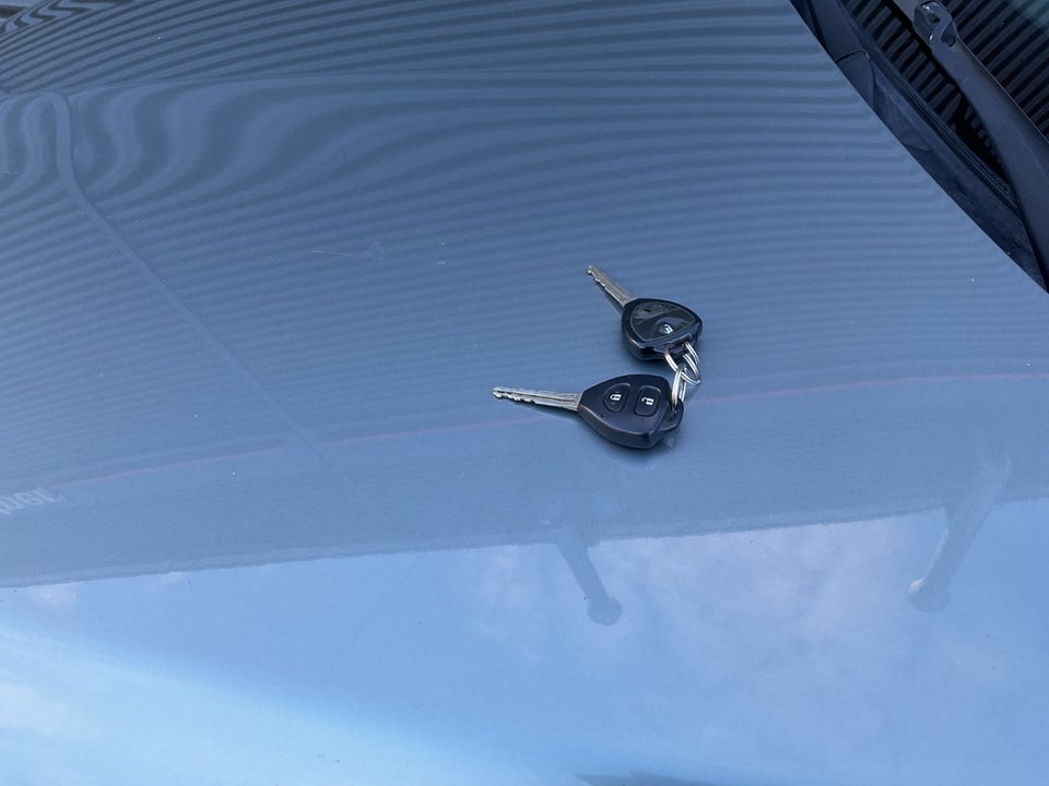 Toyota RAV4 2,2 D-4D 136 4x4 Van 5d