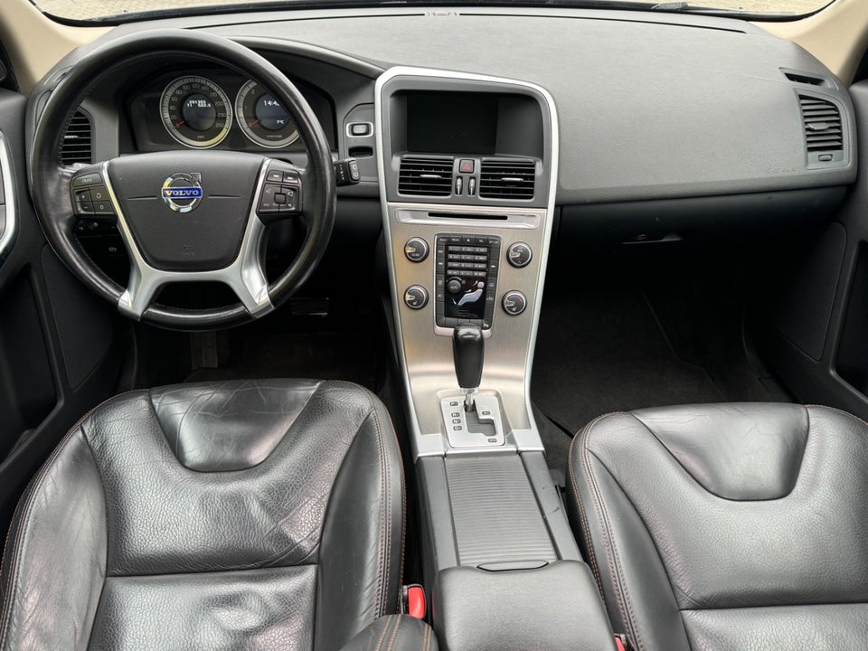 Volvo XC60 2,0 D3 163 Momentum aut. 5d