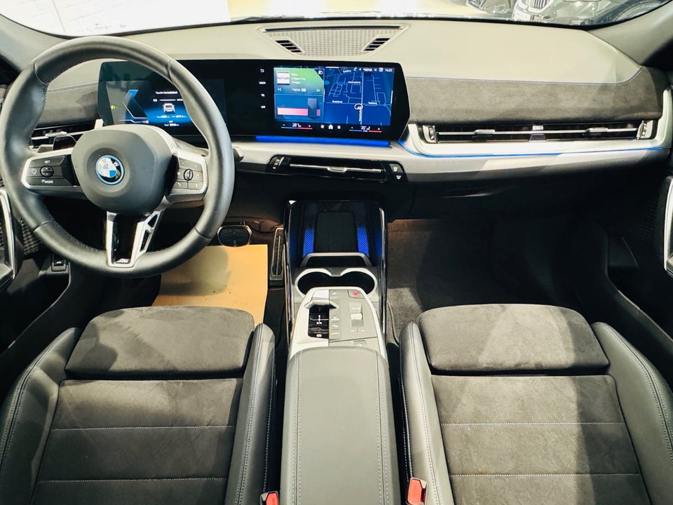 BMW iX2 xDrive30 M-Sport 5d