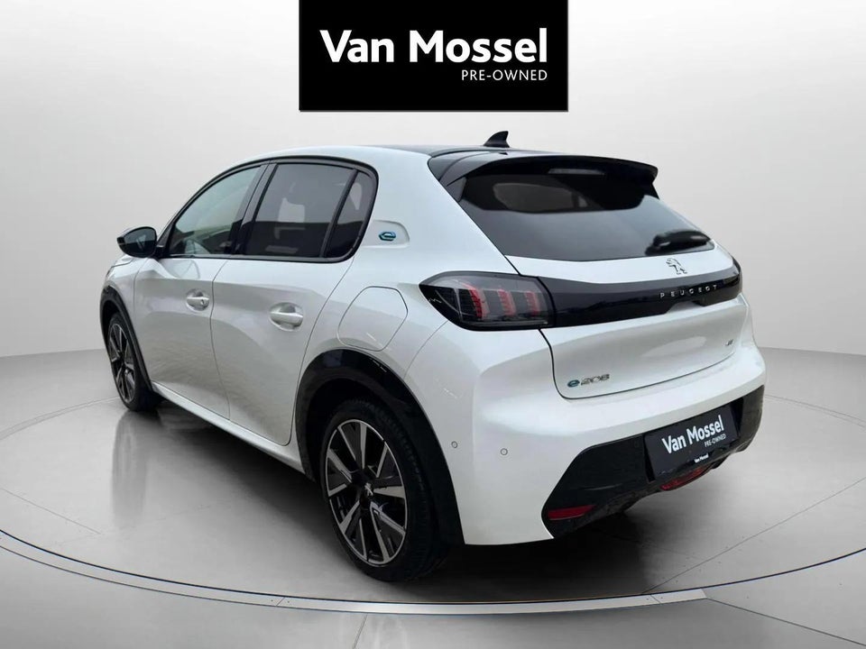 Peugeot e-208 50 GT 5d