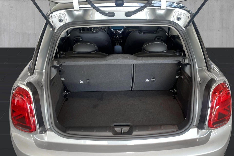 MINI Cooper SE Classic Trim 3d