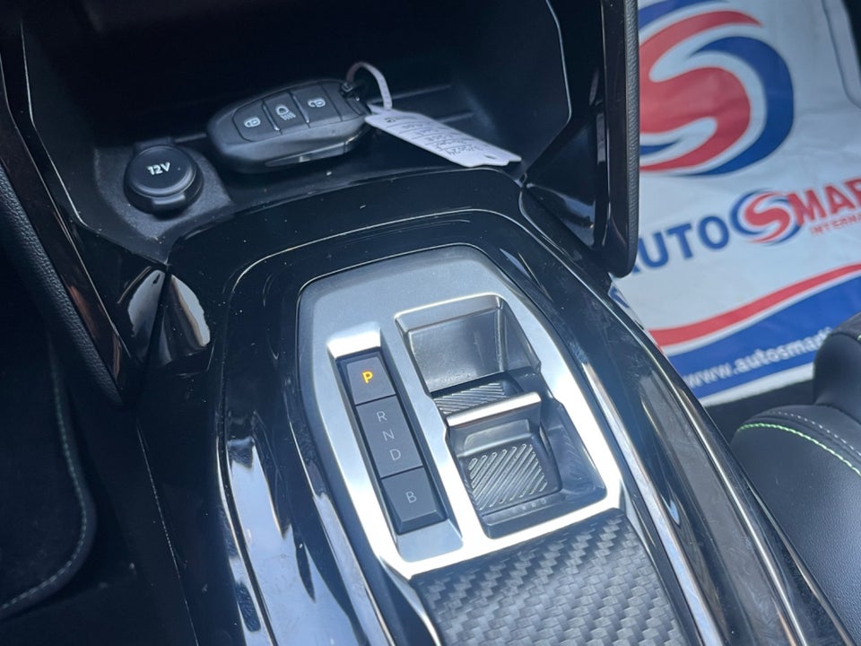 Peugeot e-208 54 GT 5d