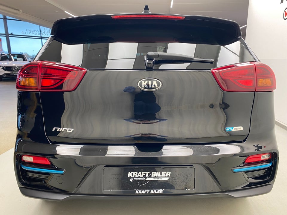 Kia e-Niro 64 Advance 5d