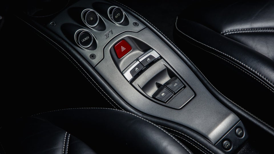 Ferrari 458 4,5 Spider DCT 2d