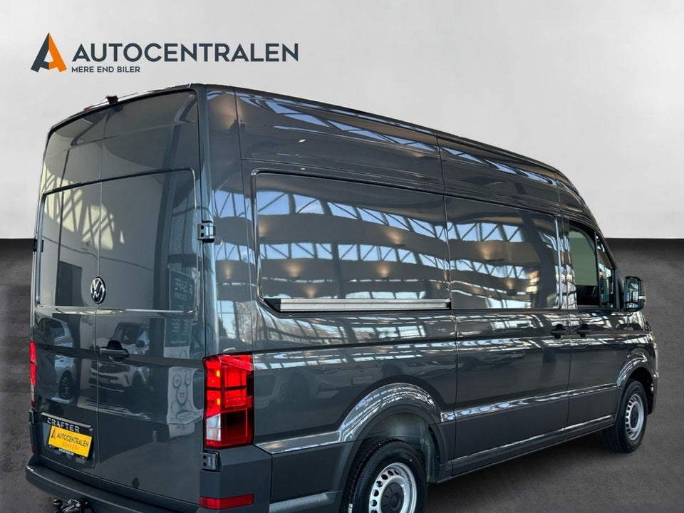 VW Crafter 35 2,0 TDi 177 Kassevogn L3H2