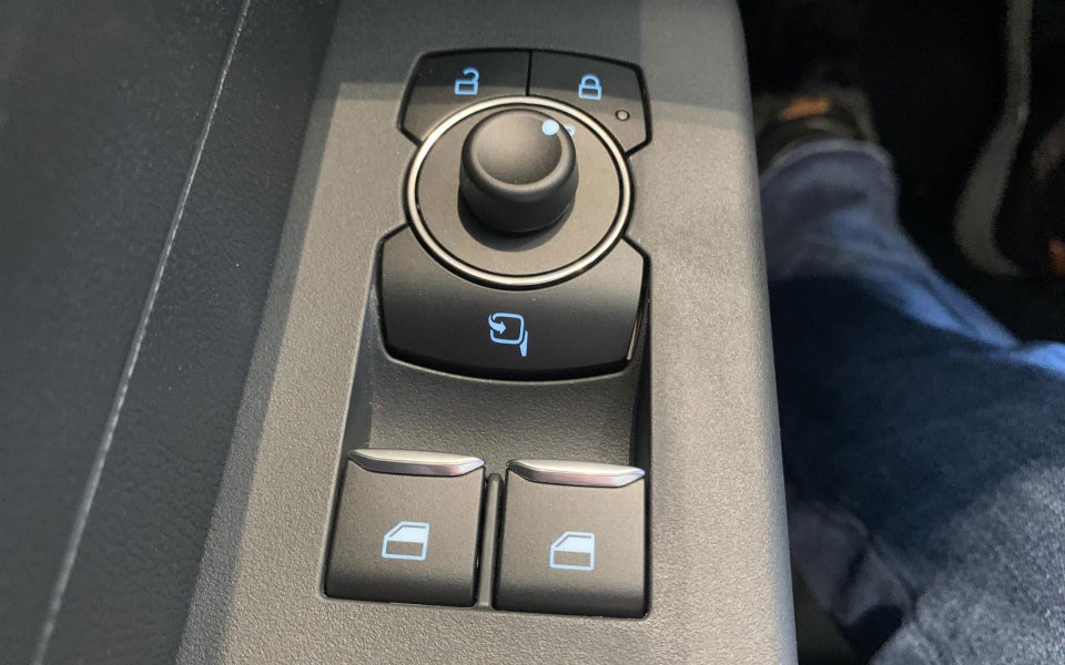 Ford Transit Courier 1,0 EcoBoost Limited aut.