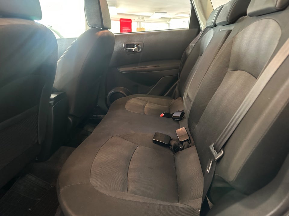 Nissan Qashqai 1,6 Tekna 5d